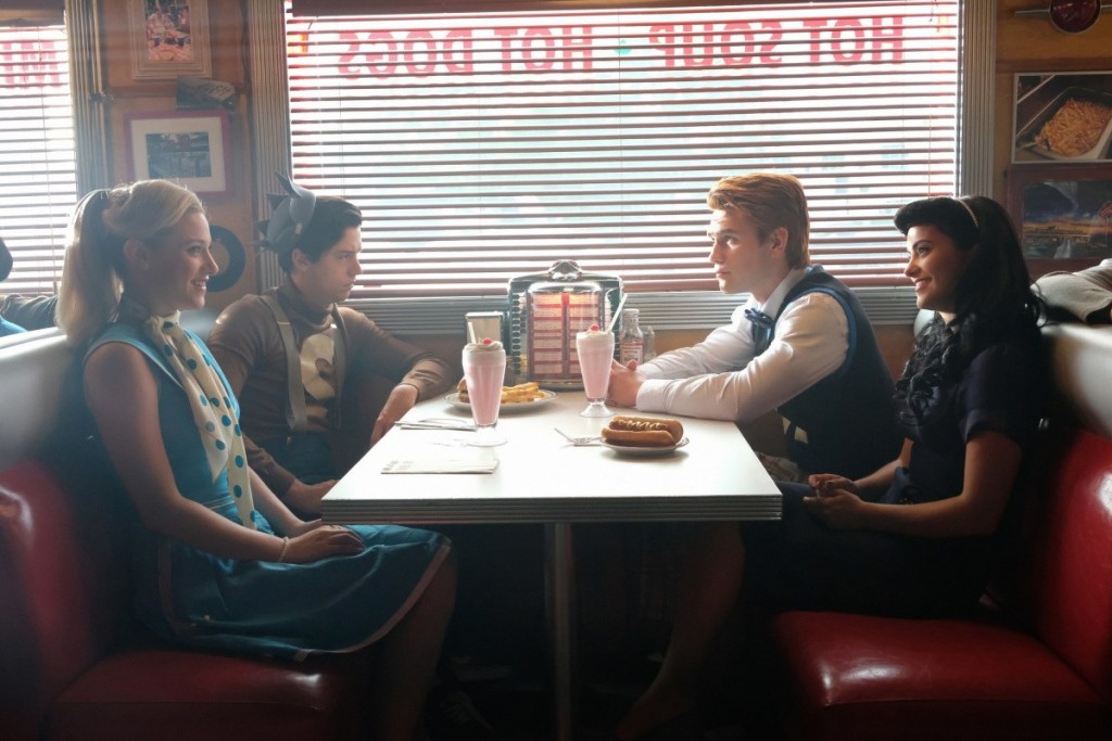 Archie, Veronica, Betty et Jughead chez Pop's
