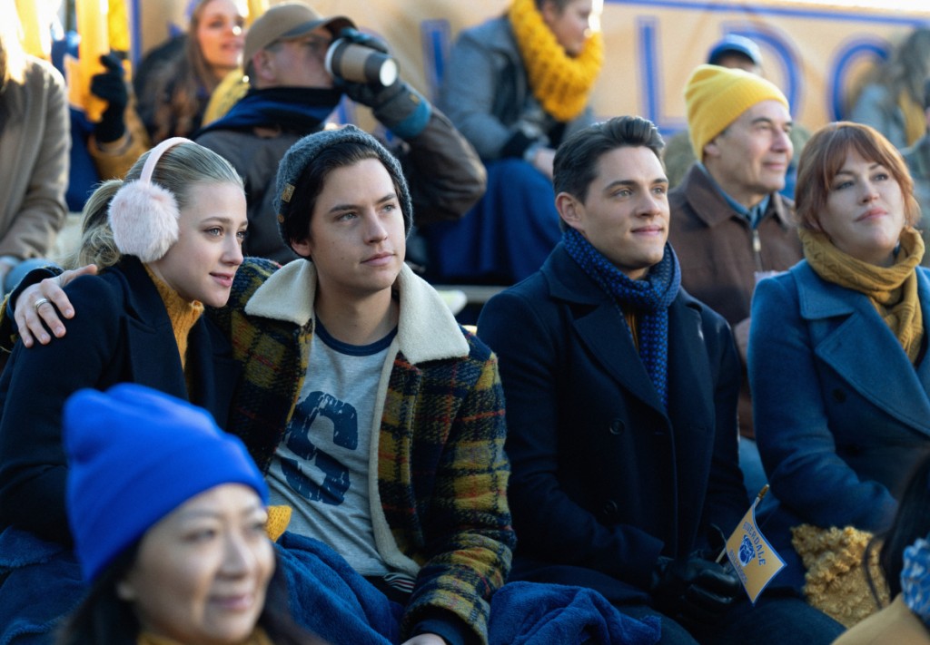 Betty (Lili Reinhart), Jughead (Cole Sprouse), Kevin (Casey Cott) & Mary (Molly Ringwald)